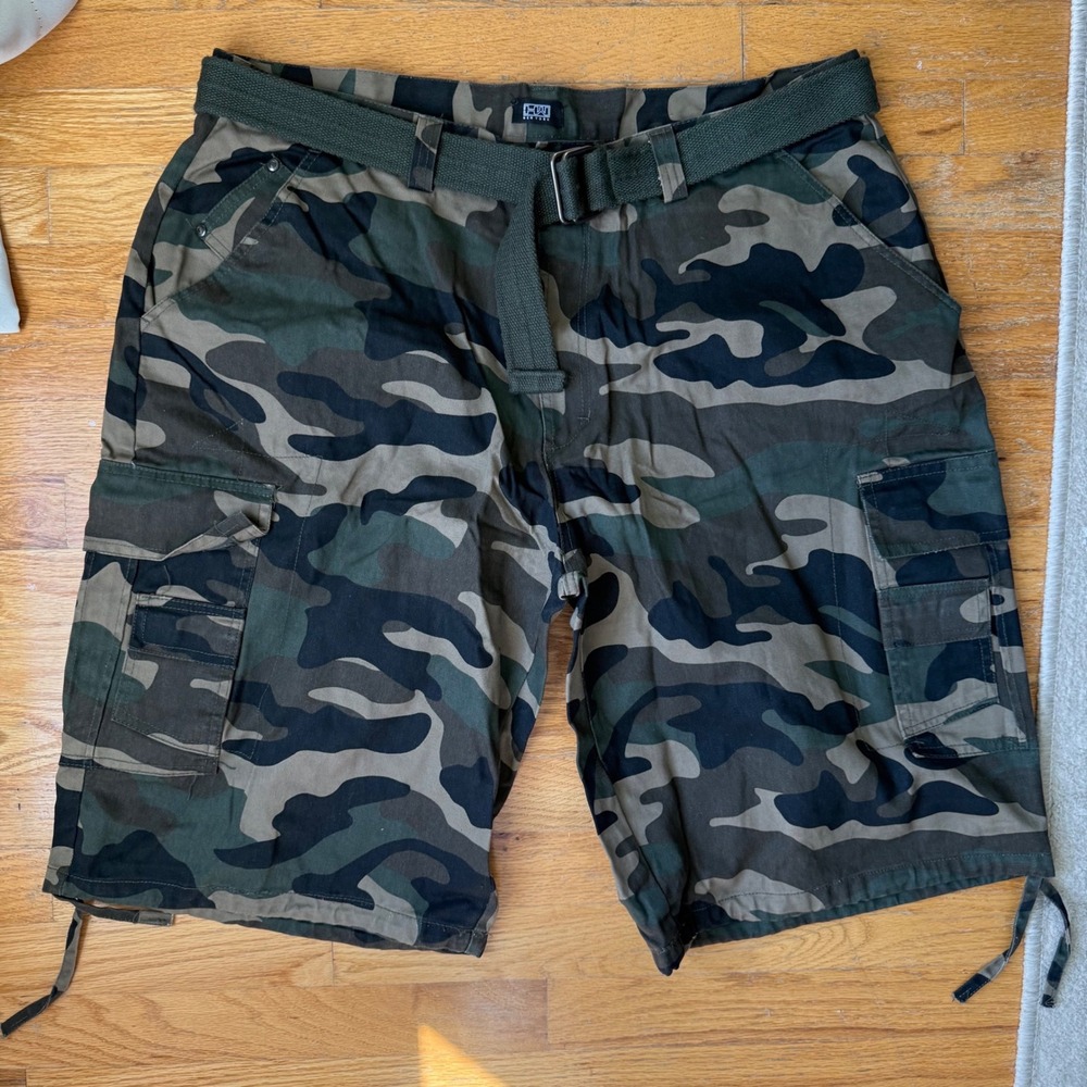 Mens Camo Cargo Shorts Size 42 Baggy Woodland Utility Belt Y2K Streetwear